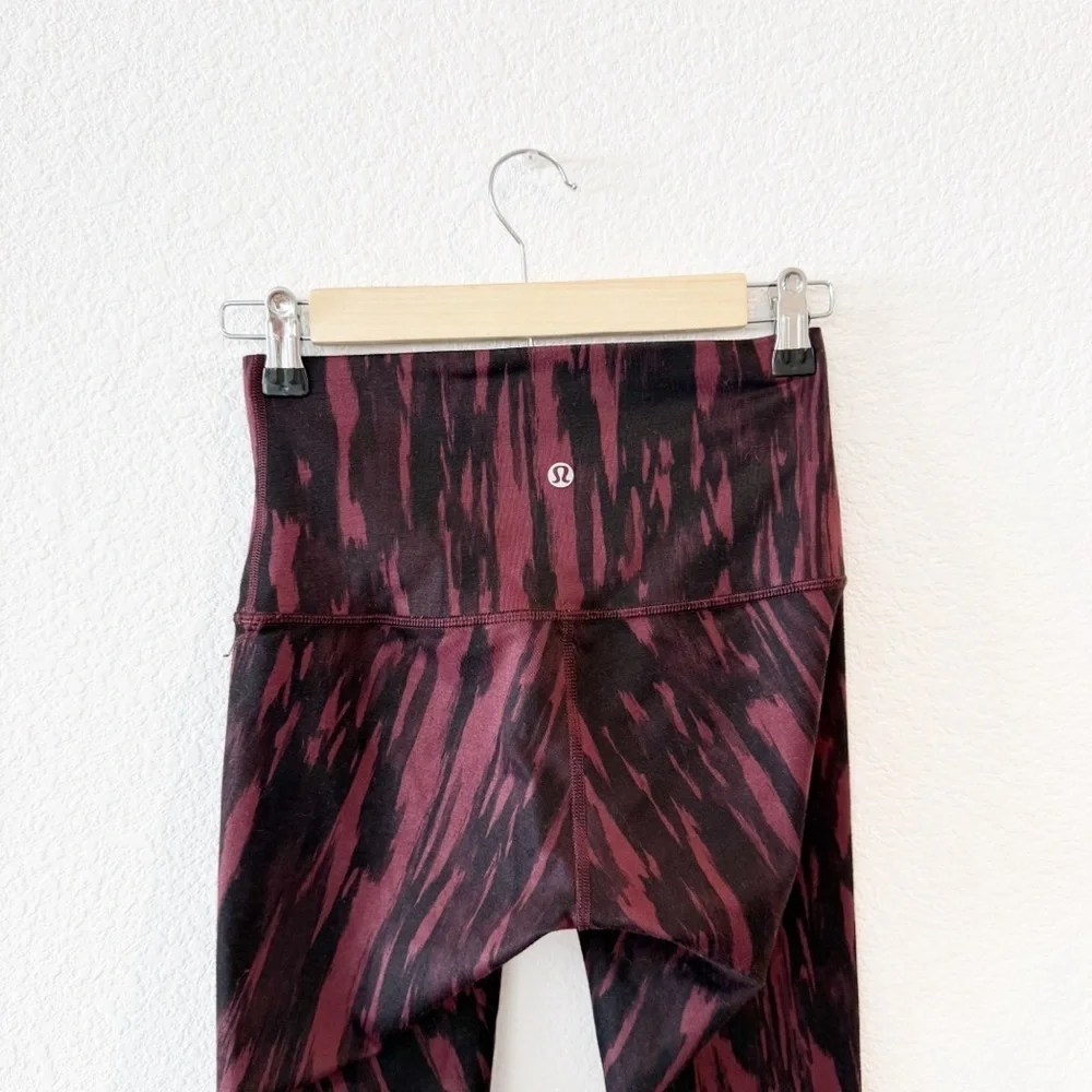 Lululemon- Wunder Under High Rise Crop * Full-On Luon